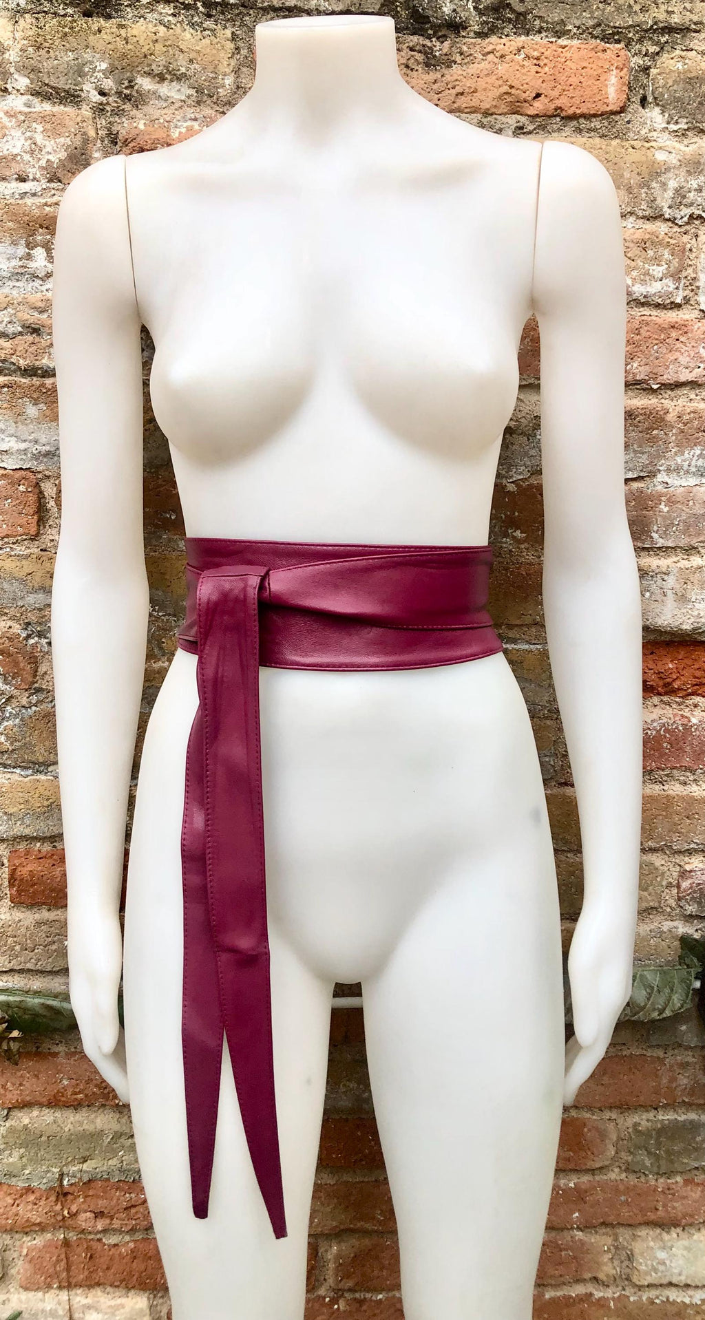 Plum obi belt. Wrap belt in soft genuine leather. Wraparound waist belt. Wide style. Burgundy boho dress belt. Wine red overall belt.