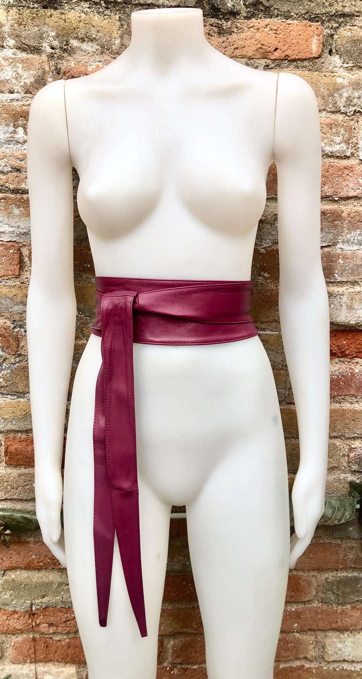 Plum obi belt. Wrap belt in soft genuine leather. Wraparound waist belt. Wide style. Burgundy boho dress belt. Wine red overall belt.