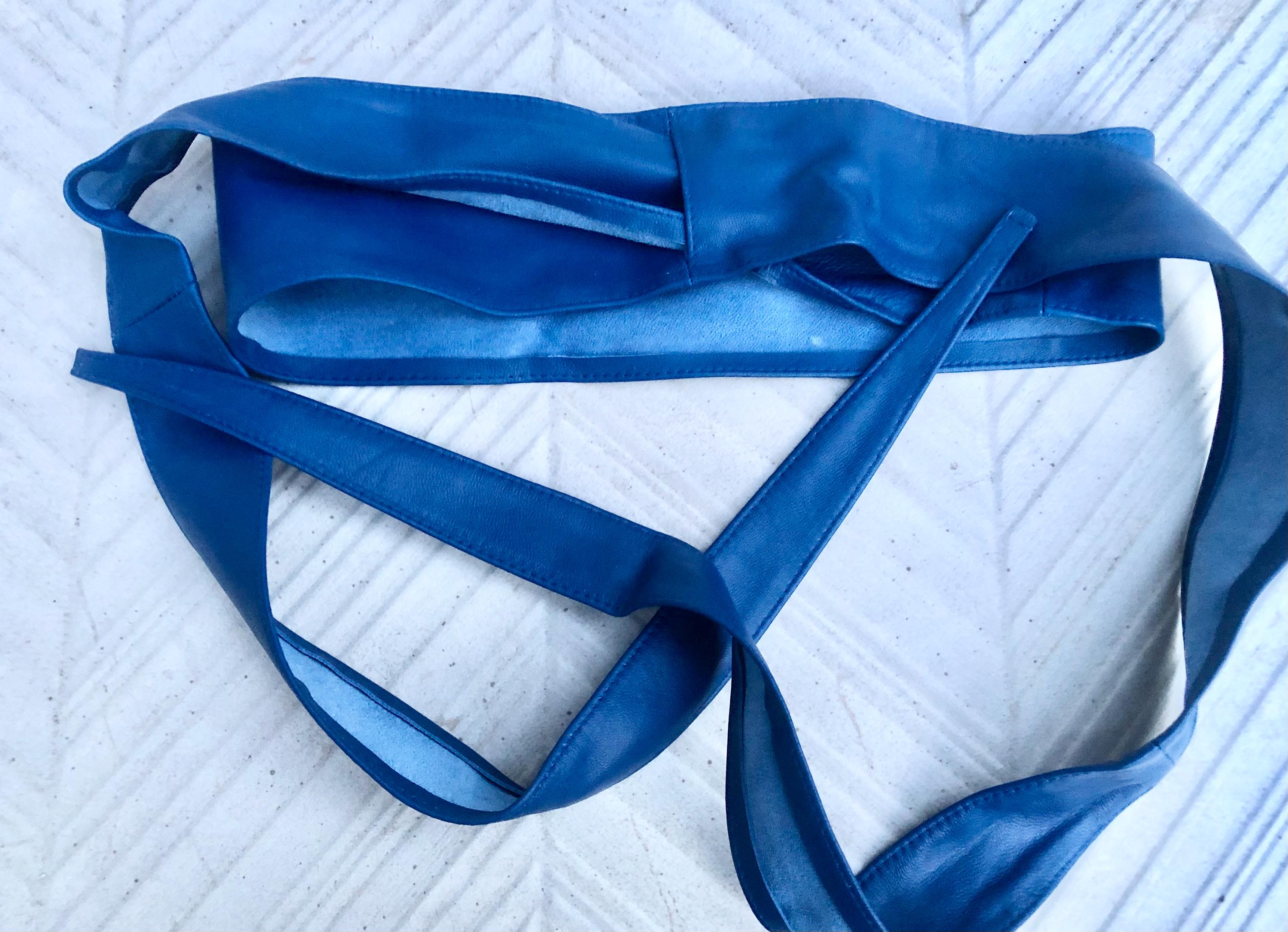Cobalt blue obi belt. Wrap belt in soft genuine leather. Wraparound waist belt. Wide style. Boho dress belt in soft royal blue leather