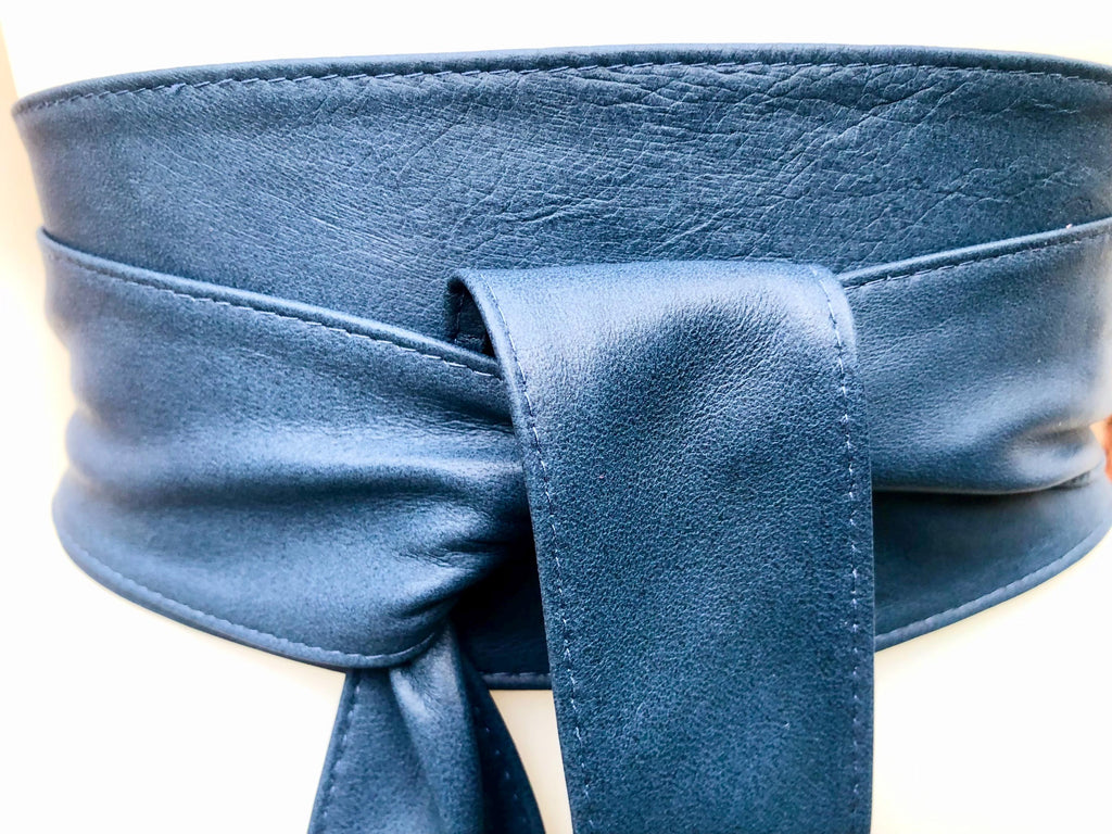 Dark denim blue obi belt. Wrap belt in soft genuine leather. Wraparound waist belt. Wide style. Blue boho dress belt in blue-gray