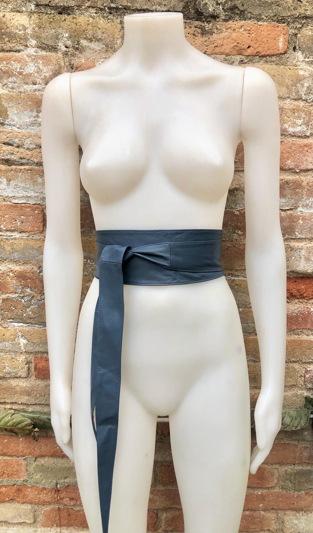 Dark denim blue obi belt. Wrap belt in soft genuine leather. Wraparound waist belt. Wide style. Blue boho dress belt in blue-gray