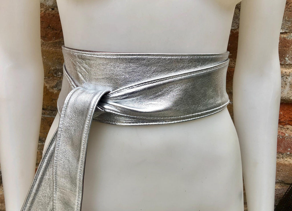 2 sided BRONZE - SILVER obi belt. Soft genuine leather wrap belt. Wide wraparound waist belt. Boho dress belt in metallic effect leather.