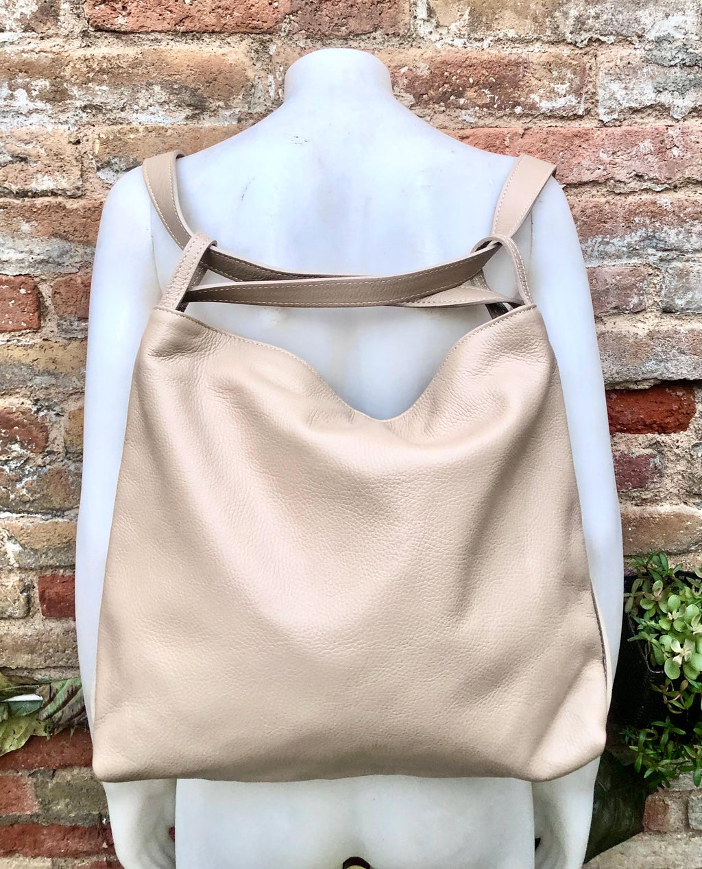 Beige genuine leather rucksack/ shoulder bag.Cream color genuine leather shopper.Beige carry all / backpack- Light beige large leather purse
