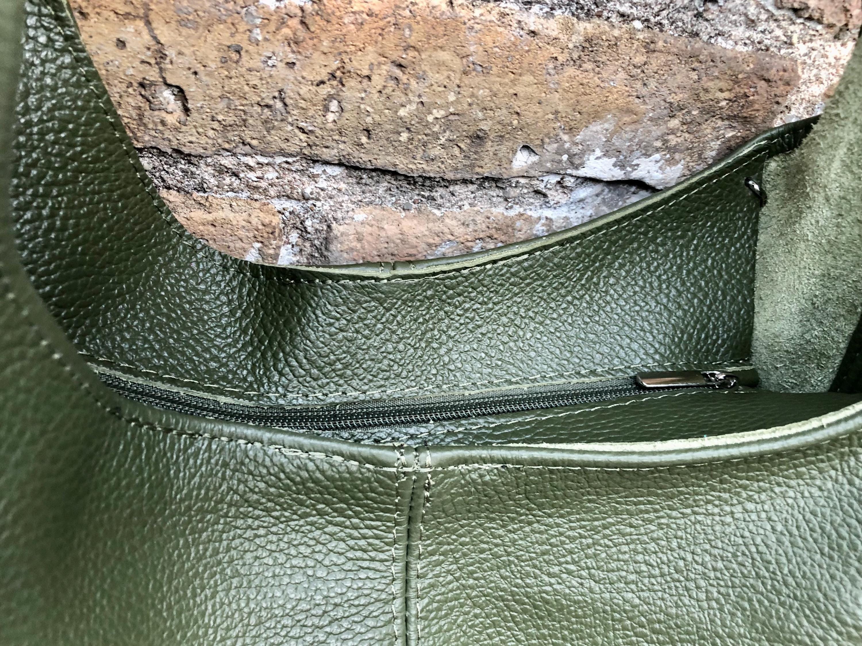 Slouch bag. Tote leather bag in dark khaki green with ZIPPER. Soft genuine leather. Green leather purse. Wide strap leather shoulder bag.