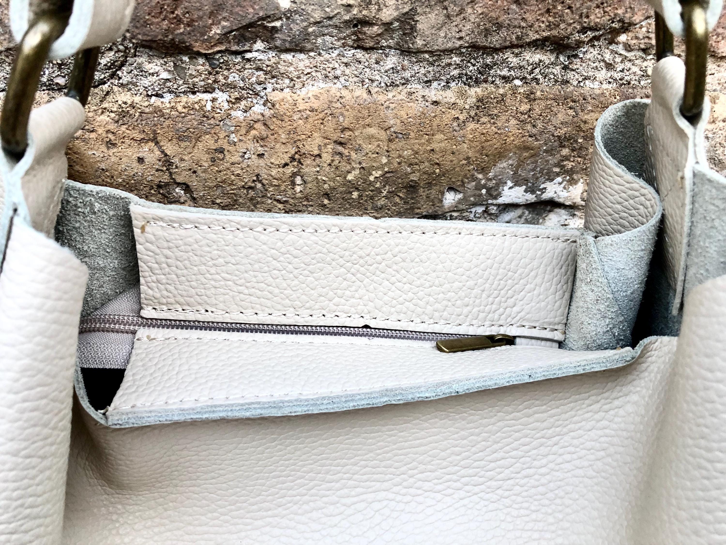 Slouch leather shopper bag in creamy white. Very light beige hobo shoulder bag. Genuine leather book / tablet bag. Cream leather purse