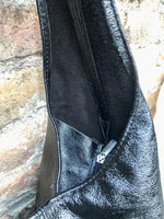 Slouch bag. Tote leather bag in black metallic leather with ZIPPER. Genuine leather. Black leather purse. Metallic leather shoulder bag
