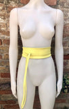 Obi belt in soft leather. YELLOW Wrap belt. Waist belt in light lemon yellow. Yellow wraparound or dress belt. Yellow dress belt.