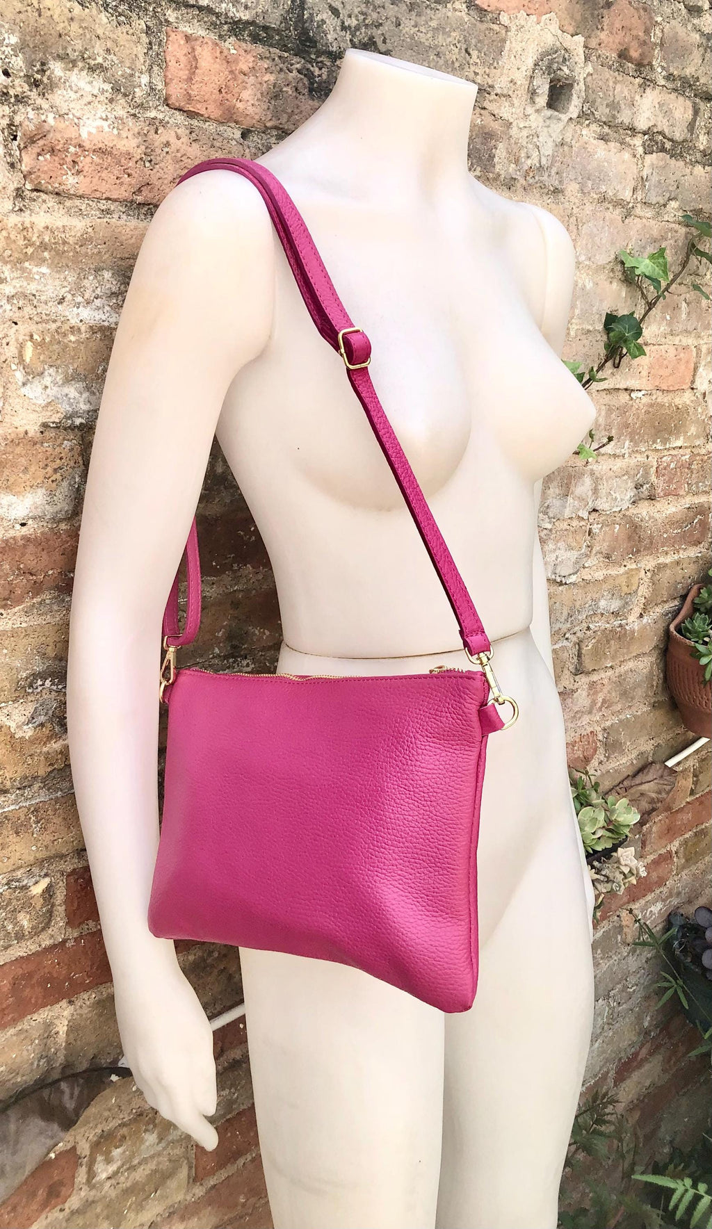 Small leather bag in Fuchsia pink. Cross body, shoulder bag or wristlet in GENUINE leather. Pink purse with adjustable strap. Soft leather.
