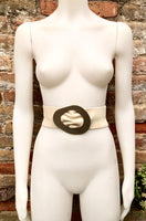 Cream white suede waist belt with large metal buckle in gold. Soft suede belt in very light beige. Boho cream dress belt with golden buckle.