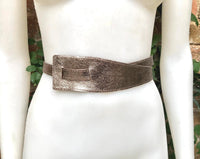 Leather 80s style obi belt . Wrap belt in BRONZE. Waist belt in genuine leather. BRONZE wraparound belt. BRONZE dress belt