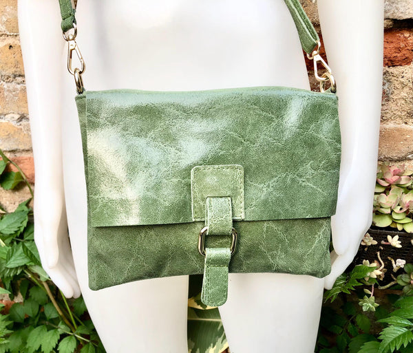 Green crossbody bag. Genuine leather small leather bag. Messenger bag with zipper and flap. Small green leather purse.