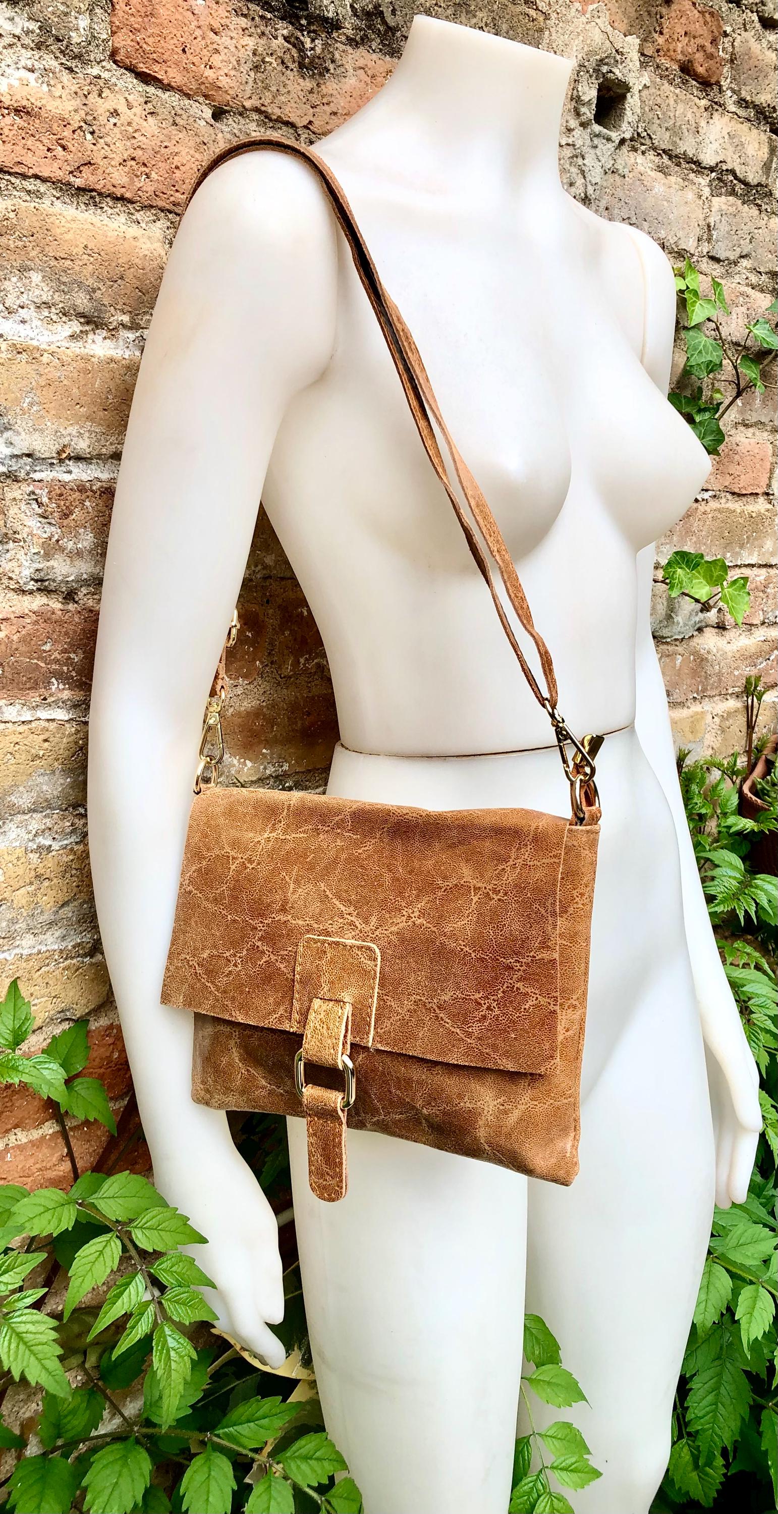Camel brown crossbody bag. Genuine leather small leather bag. Messenger bag with zipper and flap. Small rusty tan brown leather purse.