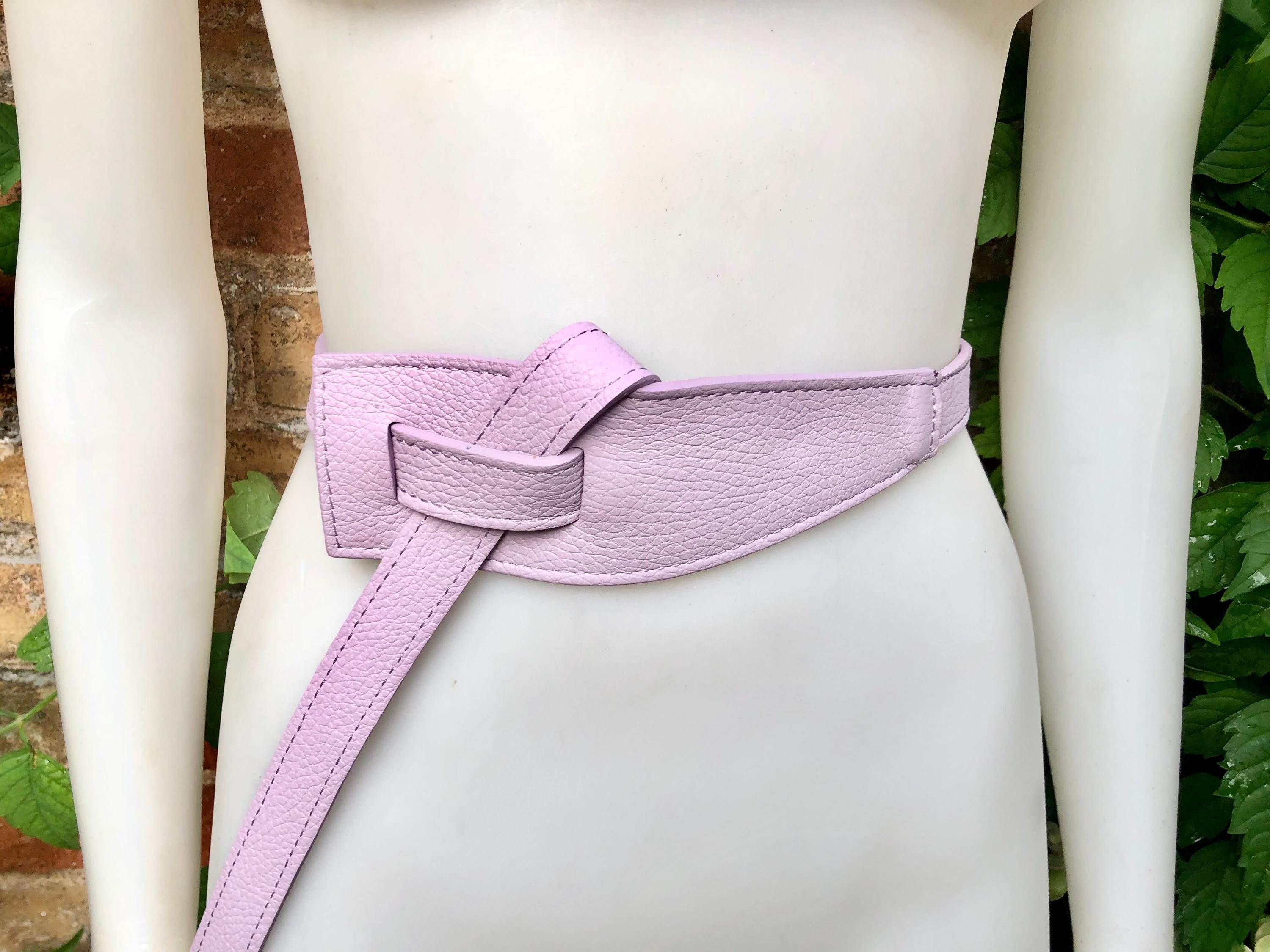 Wrap belt in light PURPLE. Genuine leather 80s style obi belt. Light mauve waist belt. Lavender wraparound belt. Purple dress belt