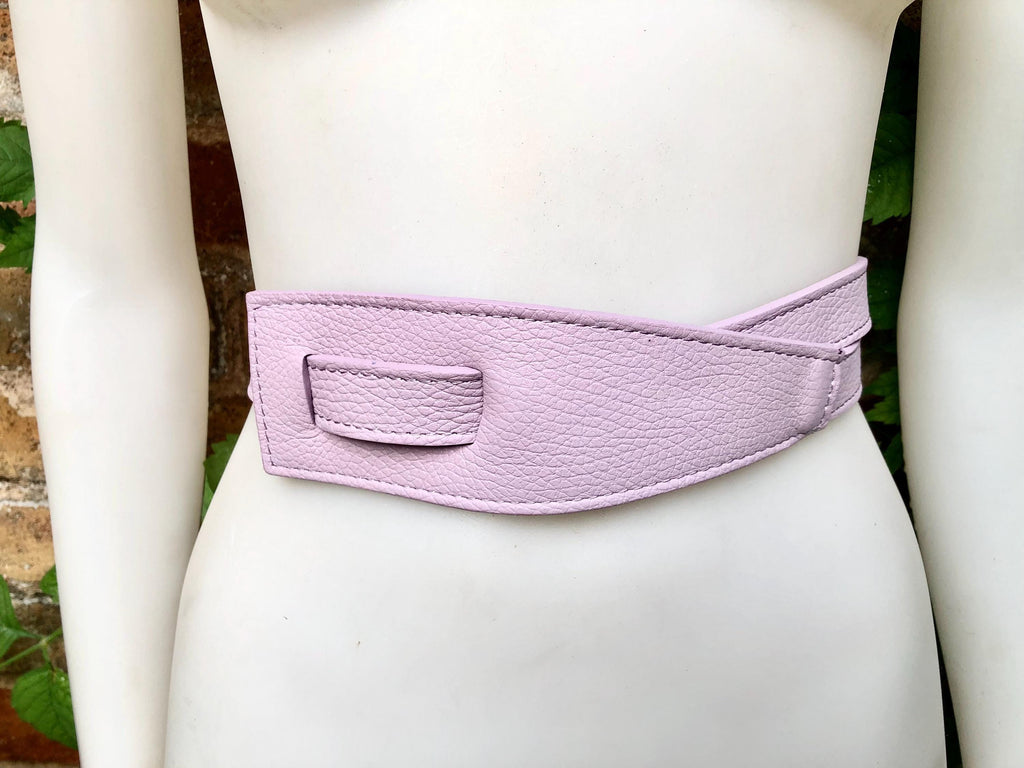 Wrap belt in light PURPLE. Genuine leather 80s style obi belt. Light mauve waist belt. Lavender wraparound belt. Purple dress belt