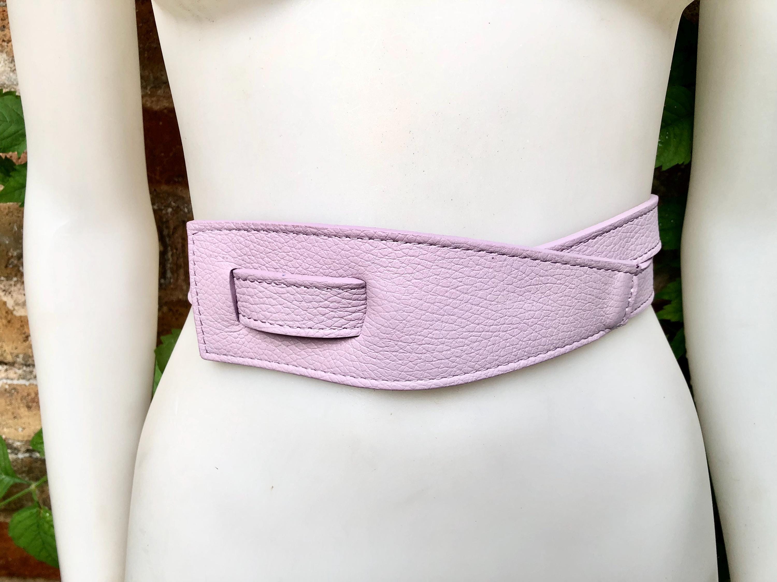 Wrap belt in light PURPLE. Genuine leather 80s style obi belt. Light mauve waist belt. Lavender wraparound belt. Purple dress belt