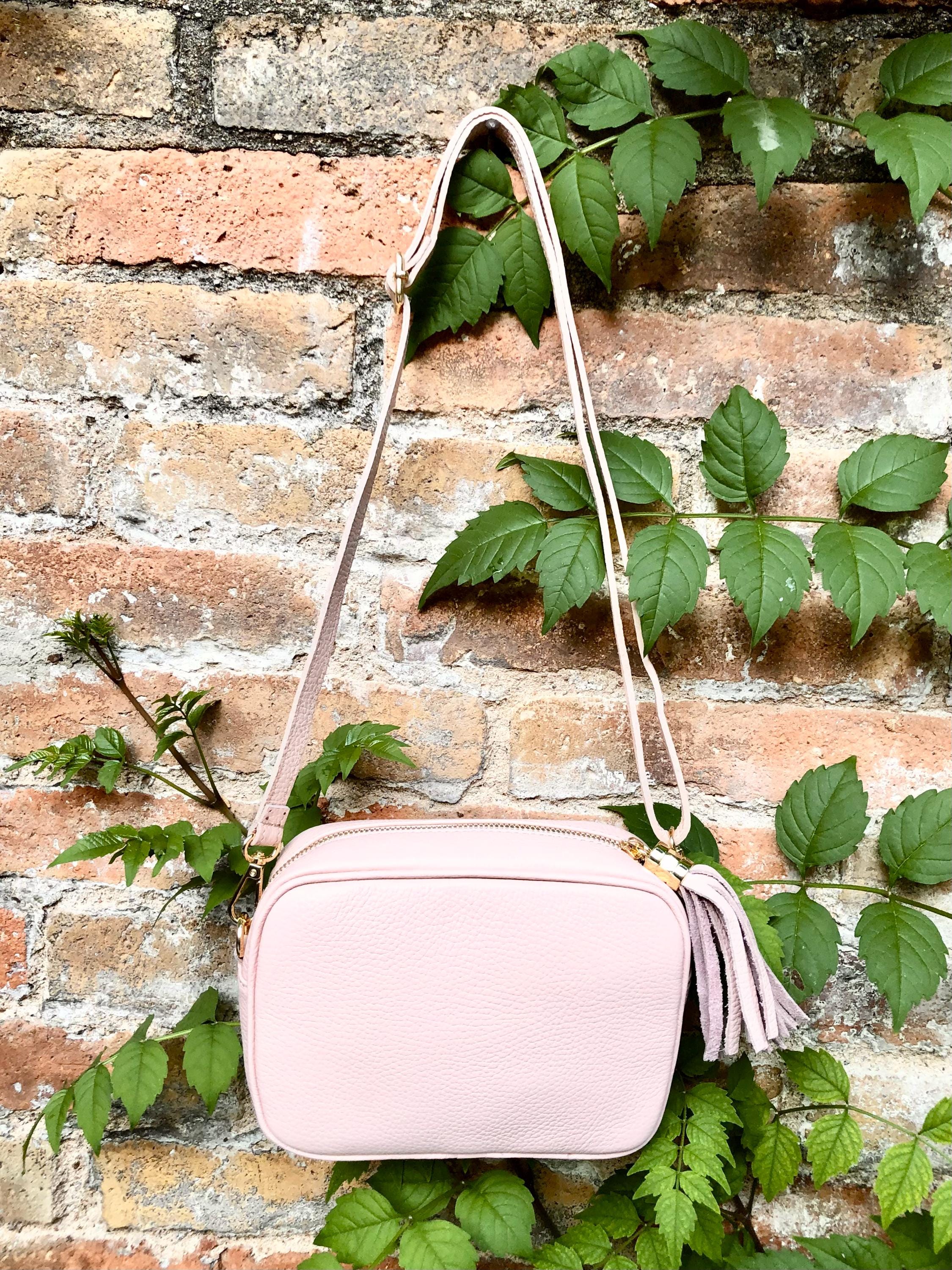 Small leather bag in light pink. Cross body bag, shoulder bag in GENUINE leather. Soft pink leather bag. Pink and gold leather purse.