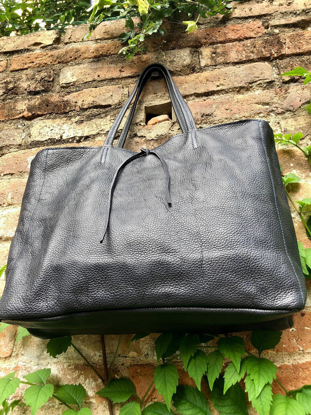 NAVY blue leather bag with zipper. Genuine leather wide style navy shopper. Large DARK BLUE shoulder bag for your laptop, books. Navy purse