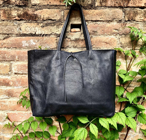 NAVY blue leather bag with zipper. Genuine leather wide style navy shopper. Large DARK BLUE shoulder bag for your laptop, books. Navy purse