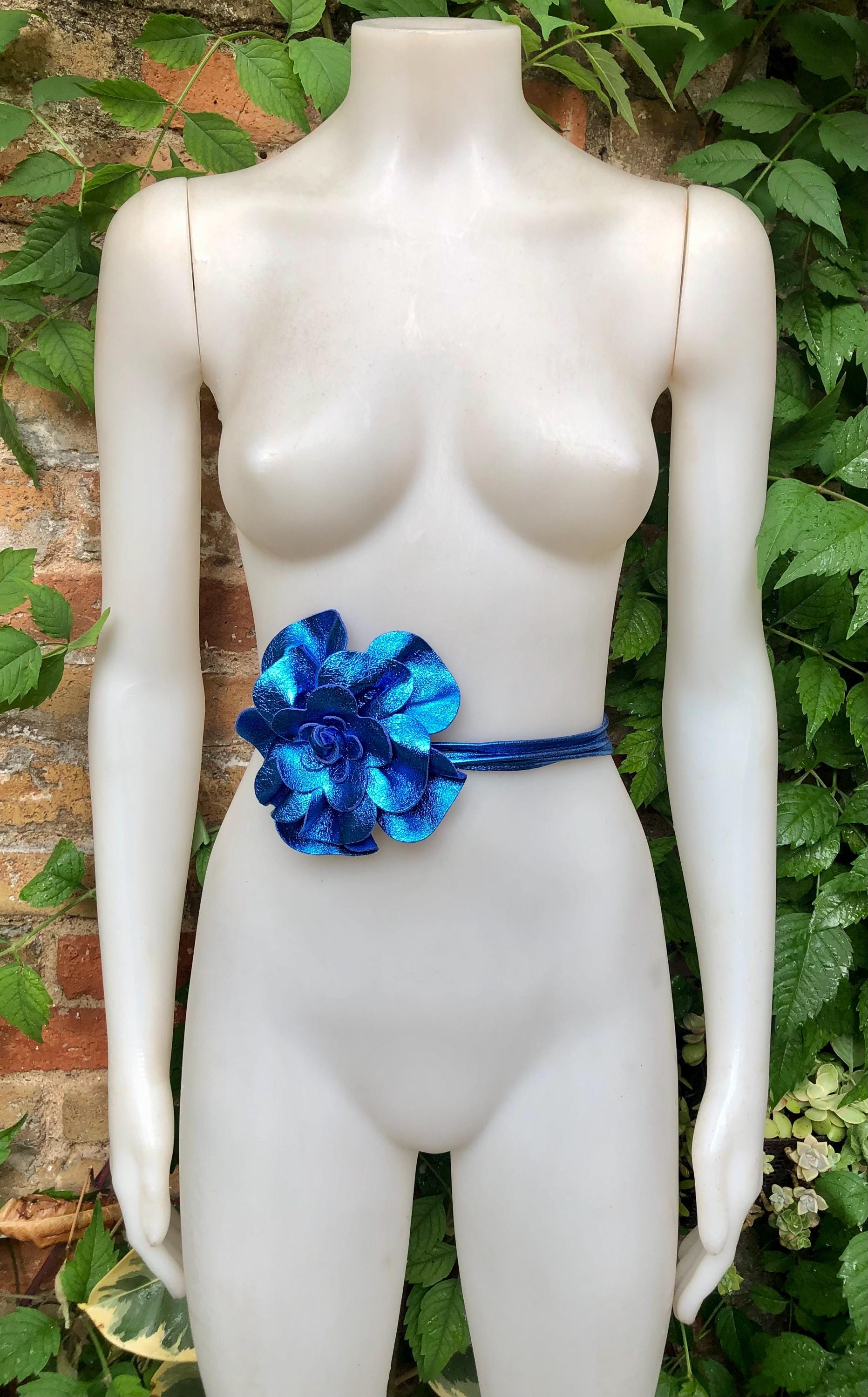 Flower leather belt in metallic ROYAL BLUE. Waist, overall or dress belt. Genuine leather. Cobalt blue rose belt. Large royal blue flower.