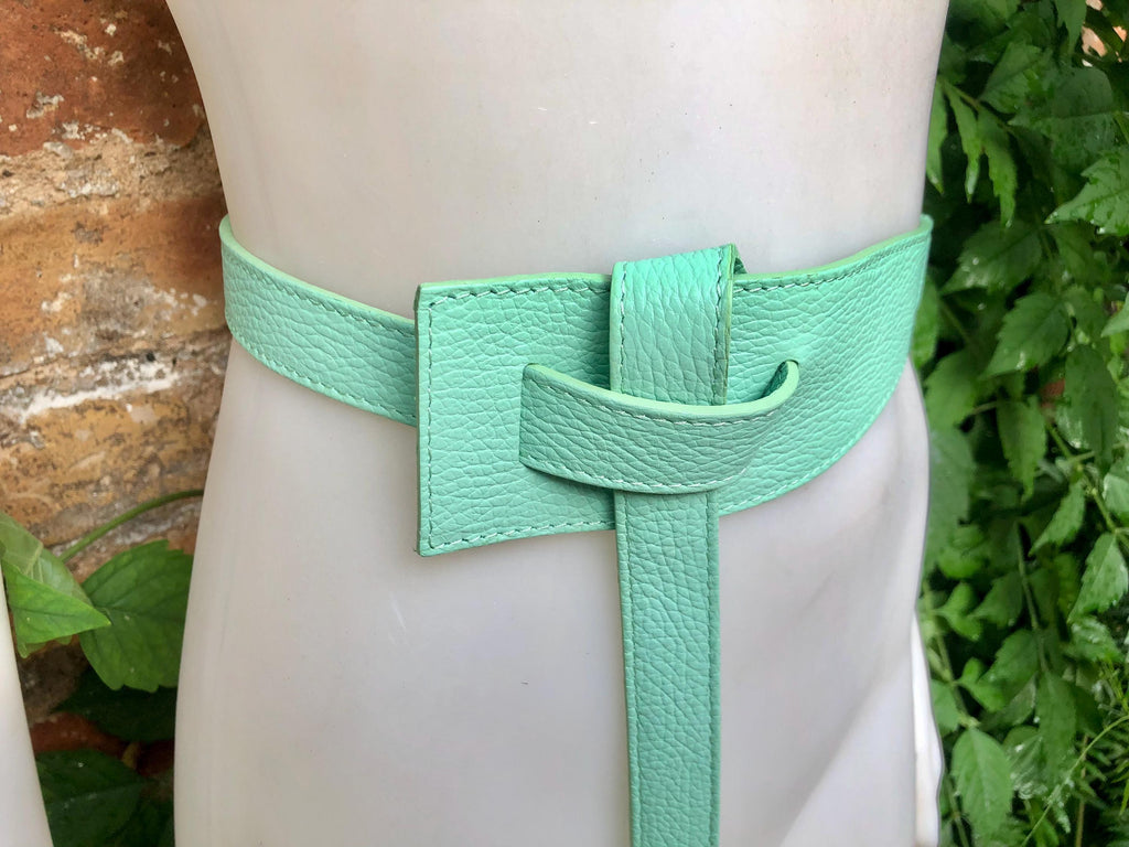 Wrap belt in AQUA blue-green. Genuine leather 80s style obi belt. Light turquoise waist belt. Green wraparound belt. Aqua dress belt