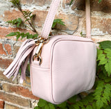 Small leather bag in light pink. Cross body bag, shoulder bag in GENUINE leather. Soft pink leather bag. Pink and gold leather purse.