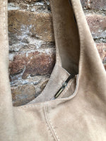 Beige slouchy bag. Large tote leather bag with zipper + FRINGES. Genuine leather bag. Beige laptop bags. Large shopper leather bag.