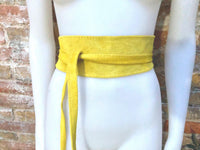 Bright YELLOW obi belt in suede. Wrap belt in genuine leather. Wraparound belt in YELLOW color, Wide waistbelt in soft suede. Dress belt