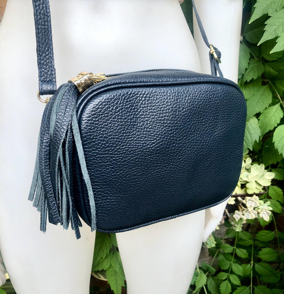 Small leather bag in navy blue. Crossbody / shoulder bag in dark blue GENUINE leather. Adjustable strap, zipper. Navy leather purse + tassel