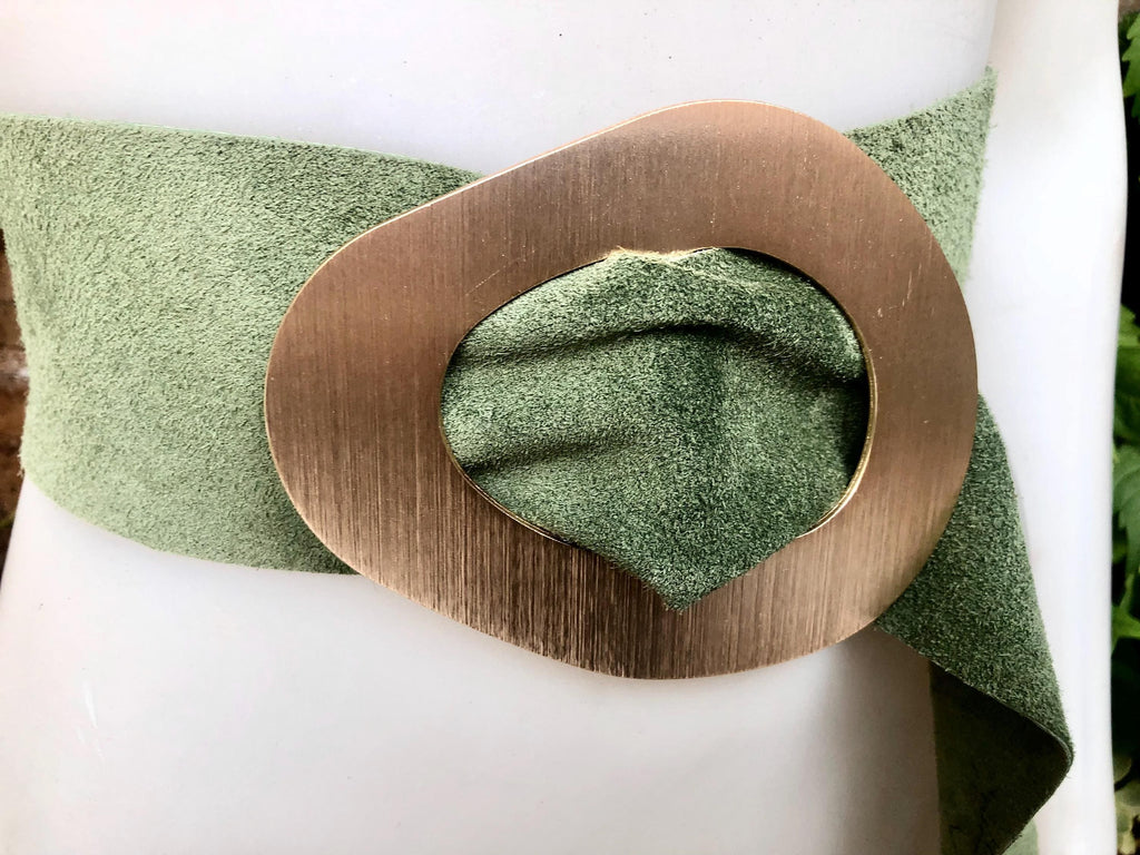 Moss green genuine suede leather waist belt with gold color large buckle. Boho soft green suede wide belt. Green wide dress /overall belt.