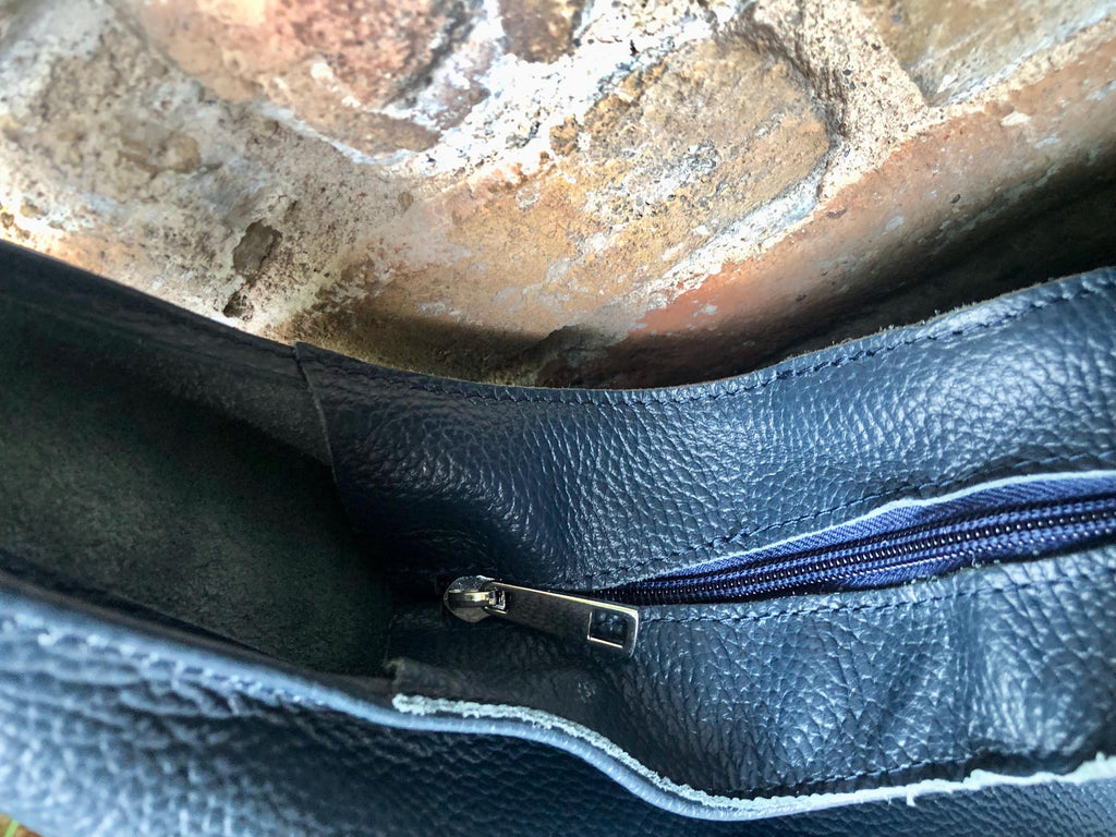 Navy slouch bag. Tote leather bag in dark blue with ZIPPER. Soft genuine leather. Green leather purse. Wide strap leather shoulder bag.