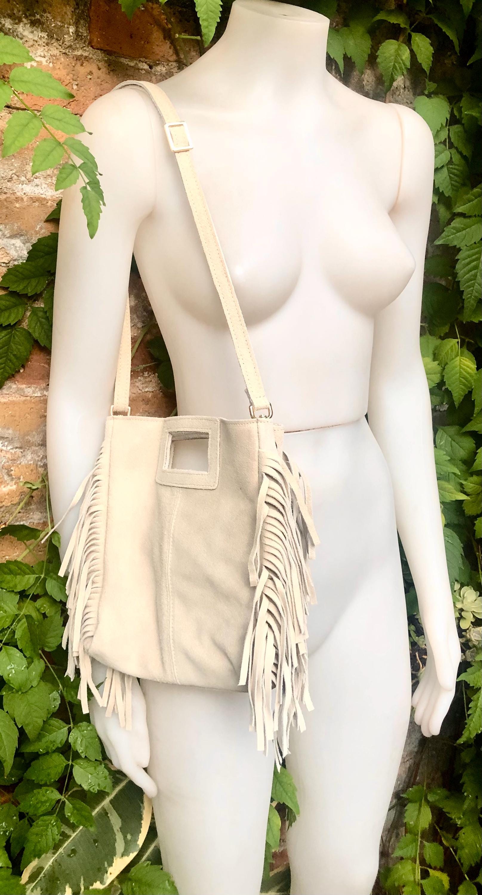 Cream beige crossbody fringed bag. BOHO suede leather bag with FRINGES. Light beige genuine suede leather. Broken white suede purse.