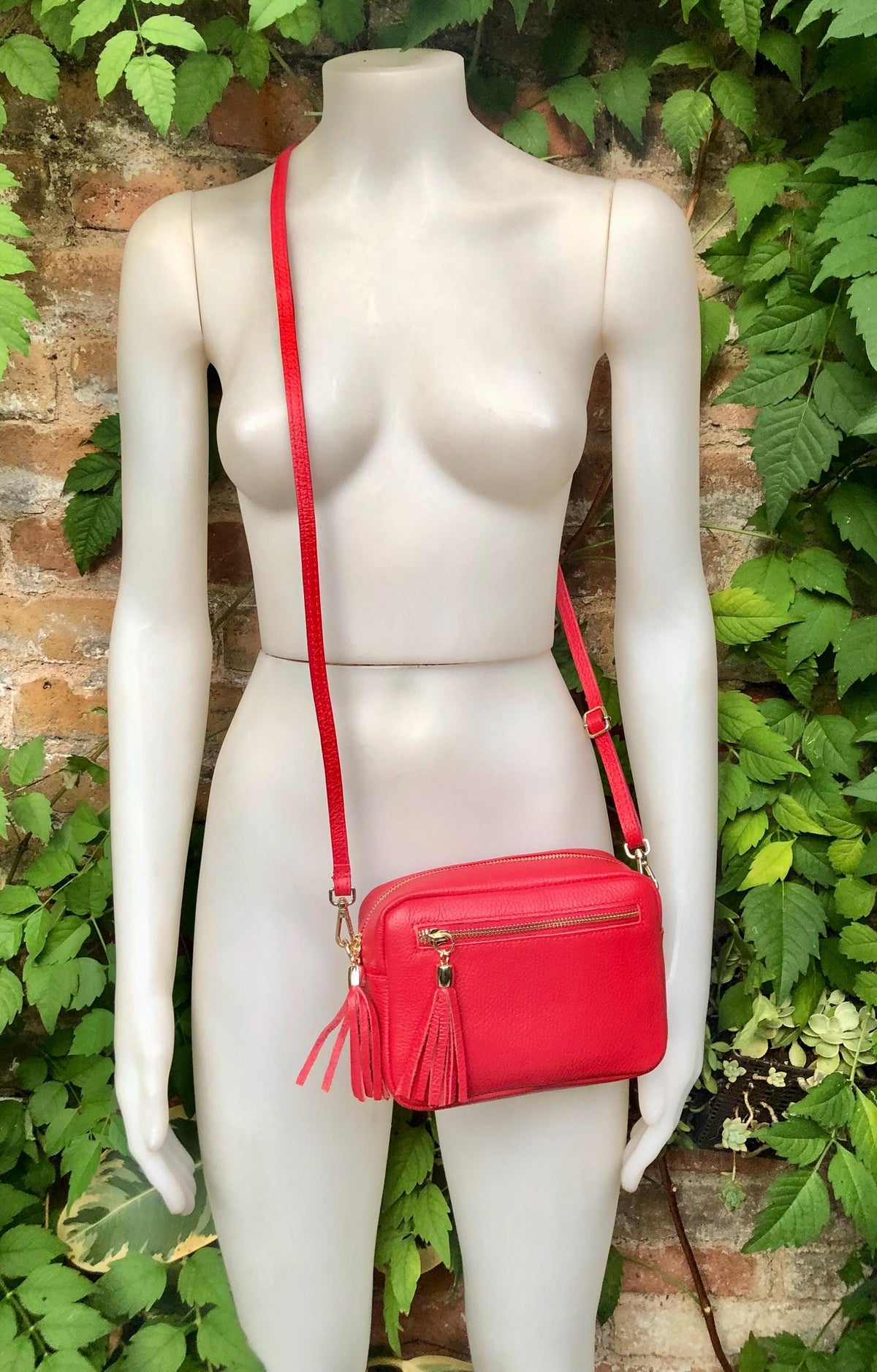 Small red leather bag. GENUINE leather shoulder / cross body bag. Bright red leather purse with tassels, adjustable strap and zipper.