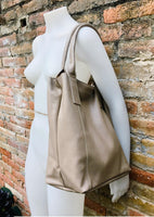 Tote leather bag in beige. Leather shopper in GENUINE leather. Large carry all bag for your laptop, books. Beige leather shopper.Beige purse