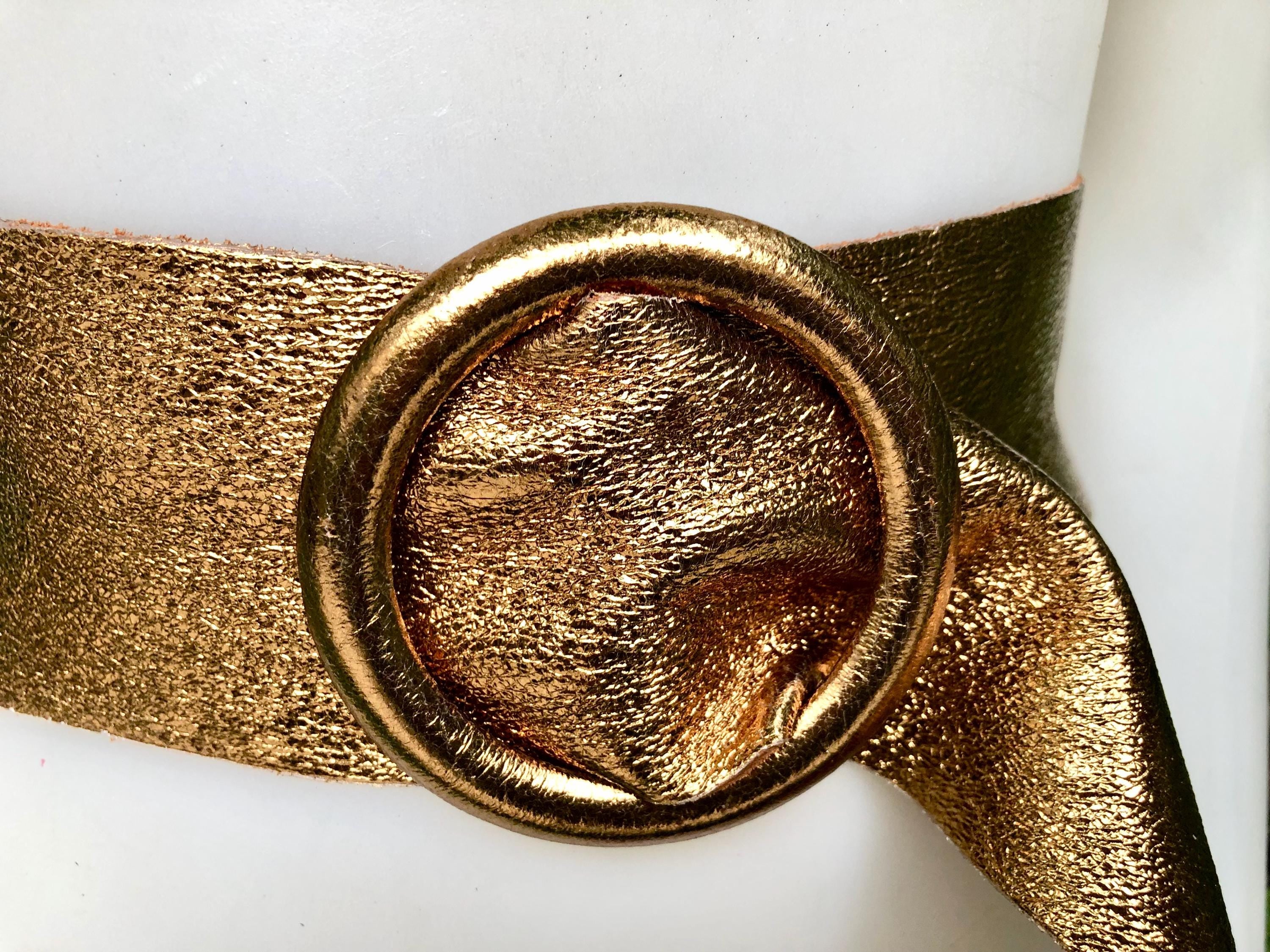 Dark GOLD metallic leather waist belt with large round buckle. Soft leather belt in gold. Boho glitter genuine leather belt. Gold waist belt