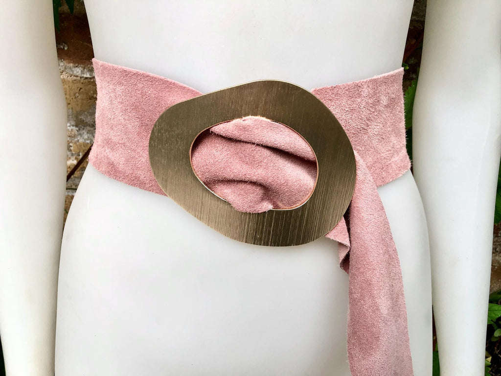 Light PINK leather waist belt with large gold metal buckle. Dusty pink soft genuine leather wide belt. Boho pink suede dress belt.