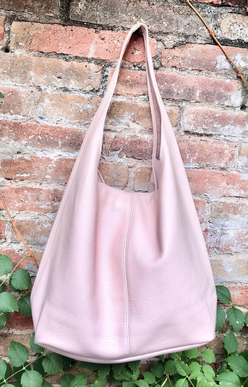 Slouch bag. Tote leather bag in light pink with ZIPPER. Soft genuine leather. Soft pink leather purse. Wide strap leather shoulder bag.
