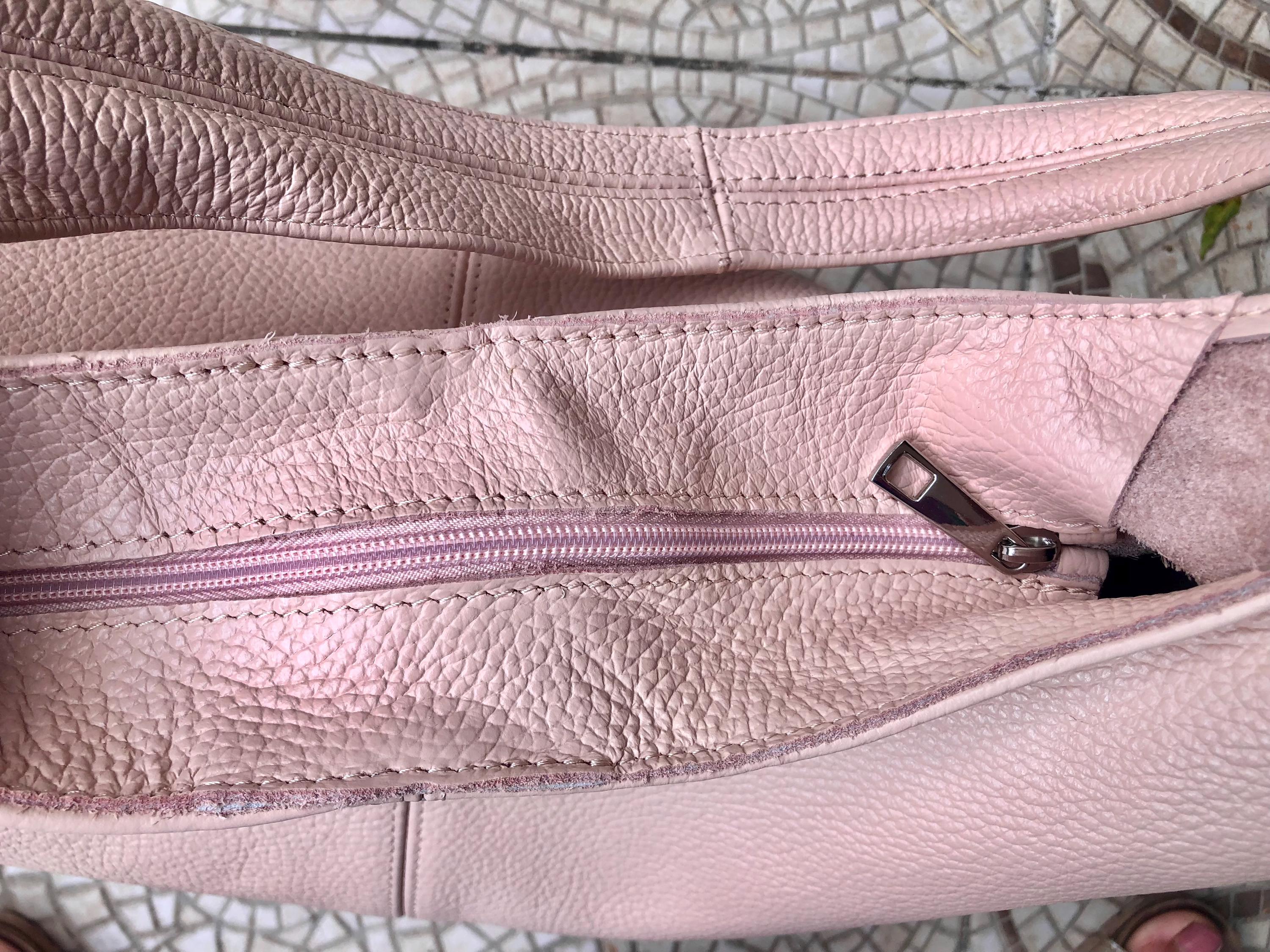 Slouch bag. Tote leather bag in light pink with ZIPPER. Soft genuine leather. Soft pink leather purse. Wide strap leather shoulder bag.