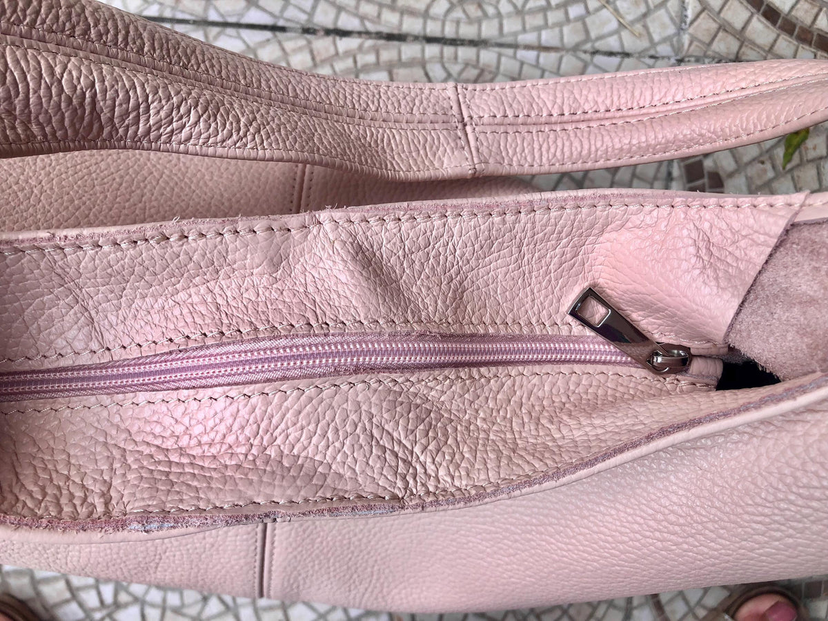 Slouch bag. Tote leather bag in light pink with ZIPPER. Soft genuine leather. Soft pink leather purse. Wide strap leather shoulder bag.