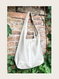 Cream slouch bag. Tote leather bag in light beige with ZIPPER. Soft genuine leather. Creamy white leather purse. Wide strap shoulder bag.