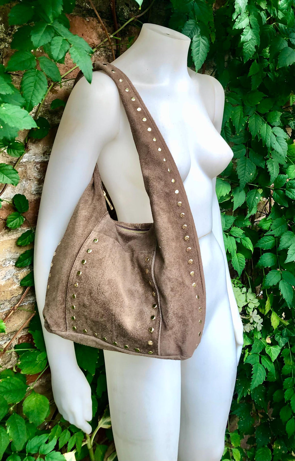 Slouch bag in dark green with bronze tacks and zipper. Genuine leather bag.Green color lined bag. Green suede purse. Wide strap shoulder bag