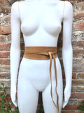 Obi belt in suede.Wrap belt in LIGHT saddle brown. Genuine leather wraparound belt in TAN color. Camel brown belt,. Light tobacco brown belt