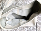 Cream slouch bag. Tote leather bag in light beige with ZIPPER. Soft genuine leather. Creamy white leather purse. Wide strap shoulder bag.
