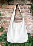 Cream slouch bag. Tote leather bag in light beige with ZIPPER. Soft genuine leather. Creamy white leather purse. Wide strap shoulder bag.
