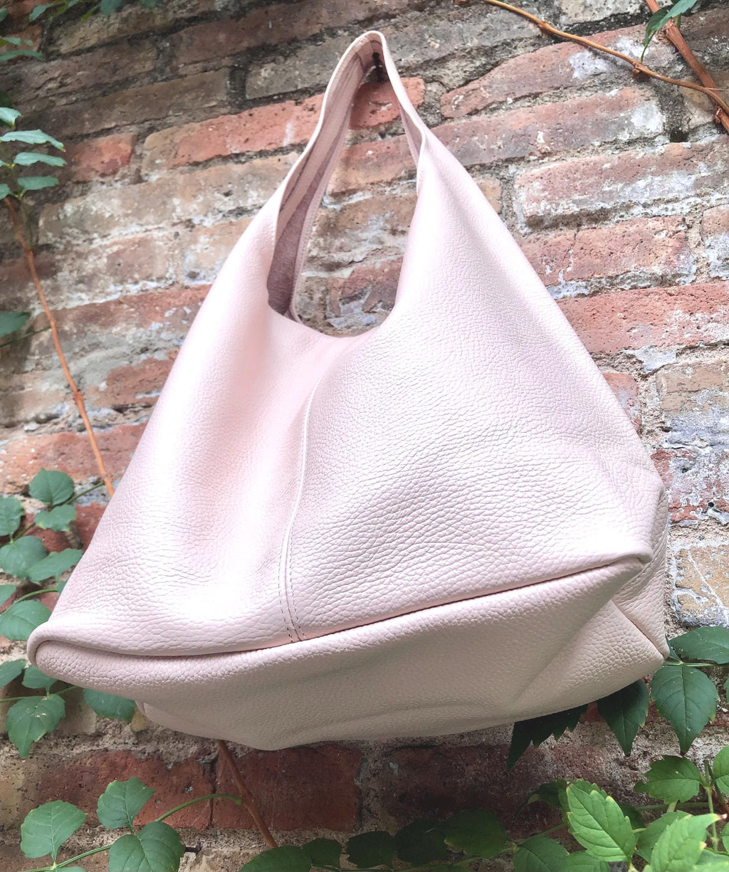 Dark beige slouch bag. Tote leather bag in taupe with ZIPPER. Soft genuine leather. Beige leather purse. Wide strap shoulder bag.