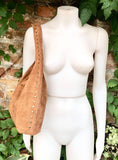 Slouch bag in CAMEL brown with bronze tacks and zipper. Genuine leather bag. Light tobacco color lined bag. Medium brown suede purse.