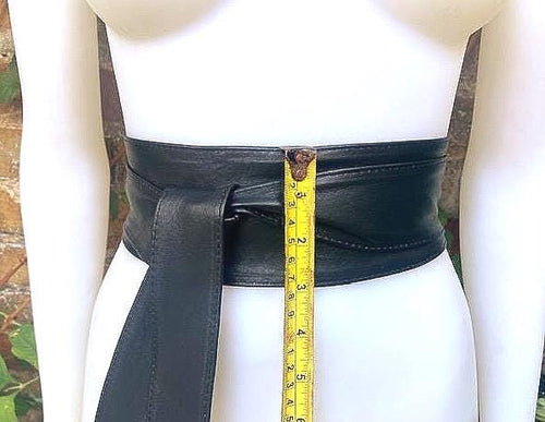 BLACK obi belt. Wrap belt in soft genuine leather. Wraparound waist belt. Wide style. Boho dress belt in soft black leather