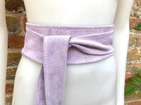 light PURPLE obi belt. Wrap belt in soft suede.Wraparound waistbelt. Wide model. Boho dress belt in mauve purple genuine leathet. soft belt