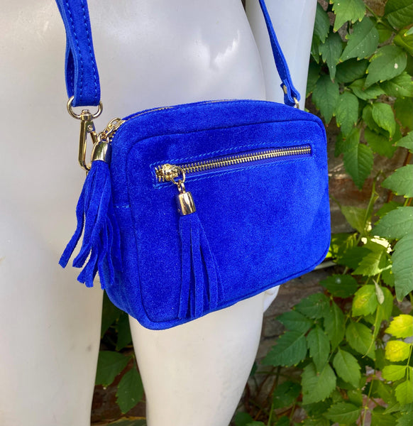 Small suede bag in cobalt blue. GENUINE leather shoulder or crossbody bag. Royal blue suede purse, adjustable strap and zipper.