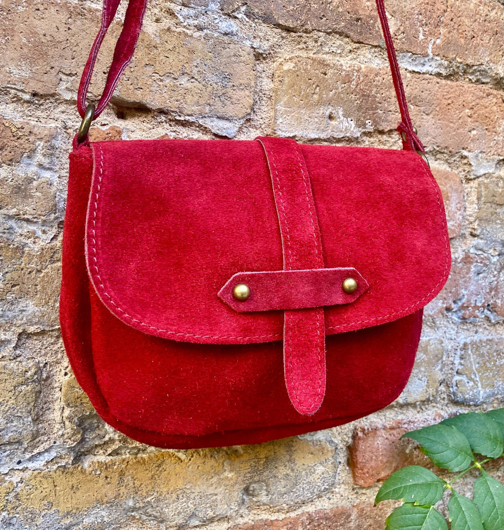Small red suede bag. Genuine leather crossbody bag. Genuine leather bag with adjustable strap and zipper. Cherry red suede purse