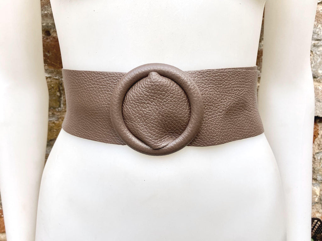 Dark taupe brown leather waist belt with round buckle. Soft leather belt in brown. Genuine leather dress belt. Brown wide waist belt